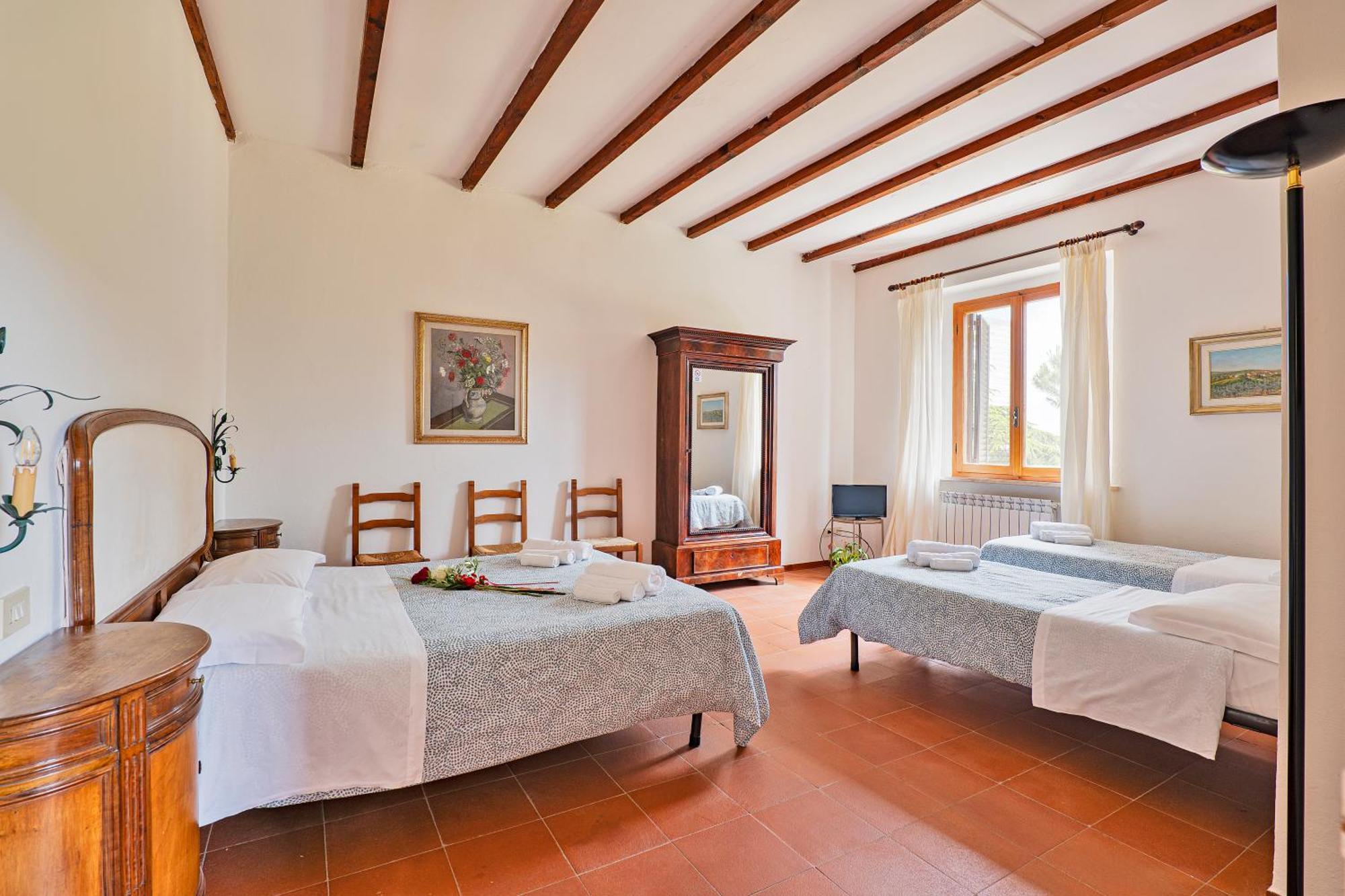 Casalchino-fattoria La Torre Farm stay *